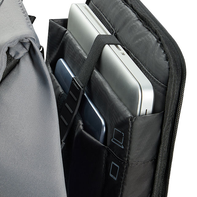 SECURIPAK 2 15.6吋筆電後背包