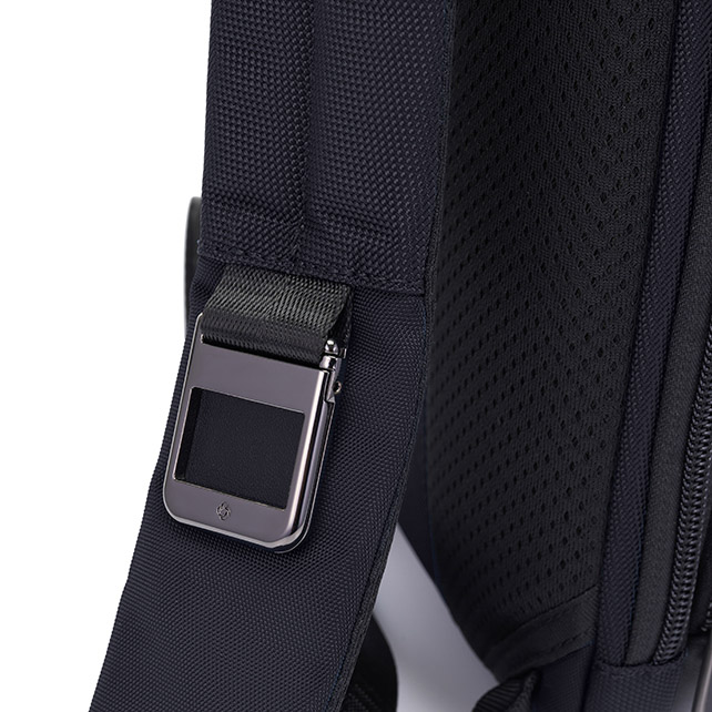 URBAN-EYE DLX 斜肩包