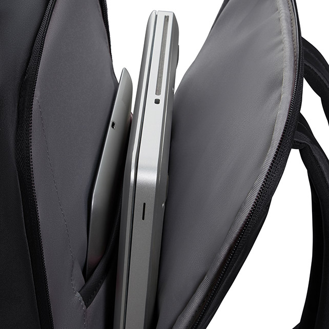 KARISSA EVO 15.6吋 筆電後背包