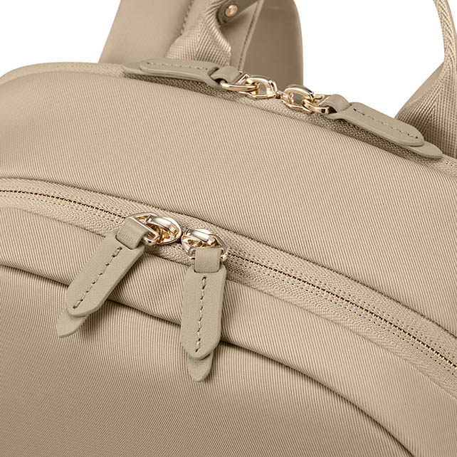 AUDRINA 15.6吋 筆電後背包